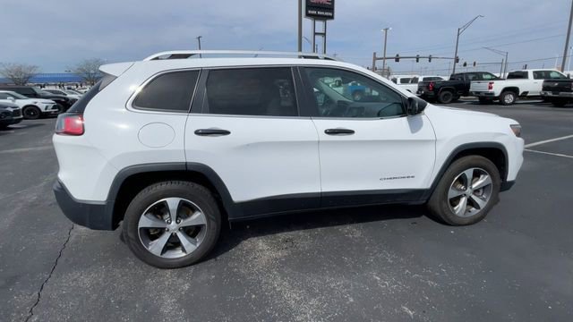 Used 2020 Jeep Cherokee Limited w/ Technology Group AWD/4WD image 2
