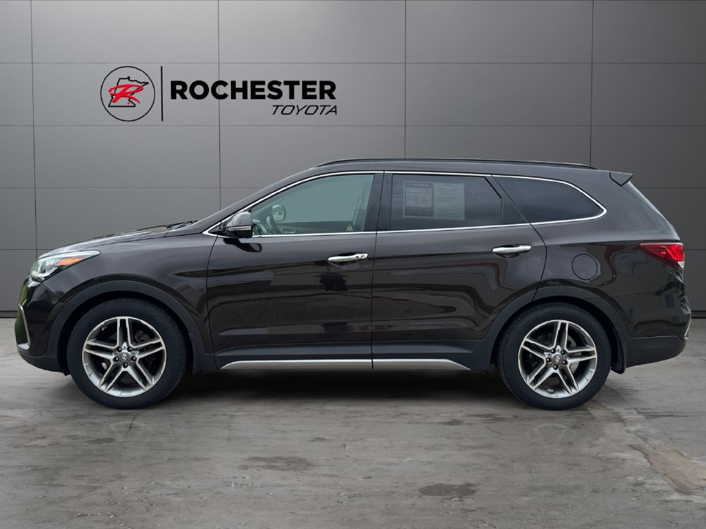 Used 2017 Hyundai Santa Fe Limited w/ Cargo Package AWD/4WD image 2