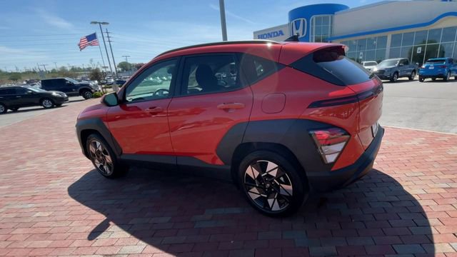 Used 2024 Hyundai Kona SEL FWD image 7