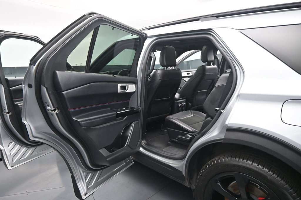 Used 2023 Ford Explorer ST w/ Equipment Group 401A AWD/4WD image 19