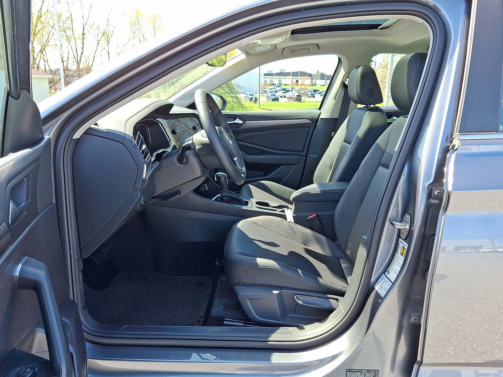 Used 2020 Volkswagen Jetta SEL FWD image 15