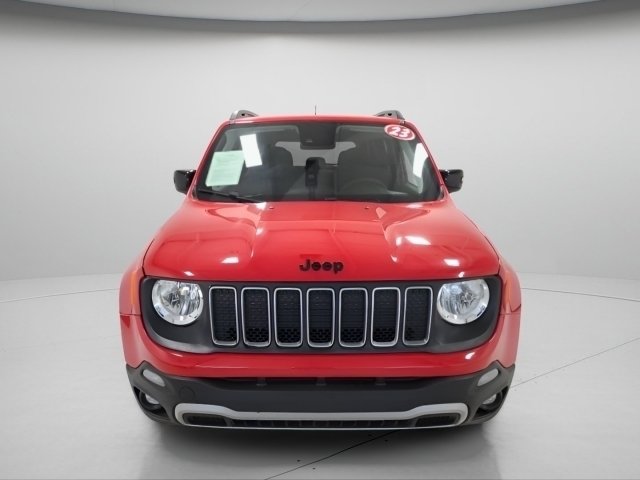 Used 2023 Jeep Renegade Latitude AWD/4WD image 2