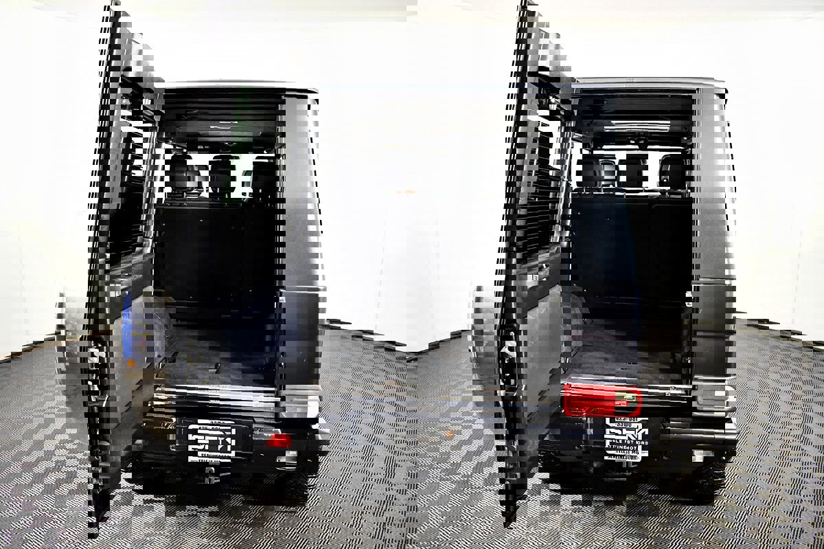 Used 2012 Mercedes-Benz G 550 SUV image 46