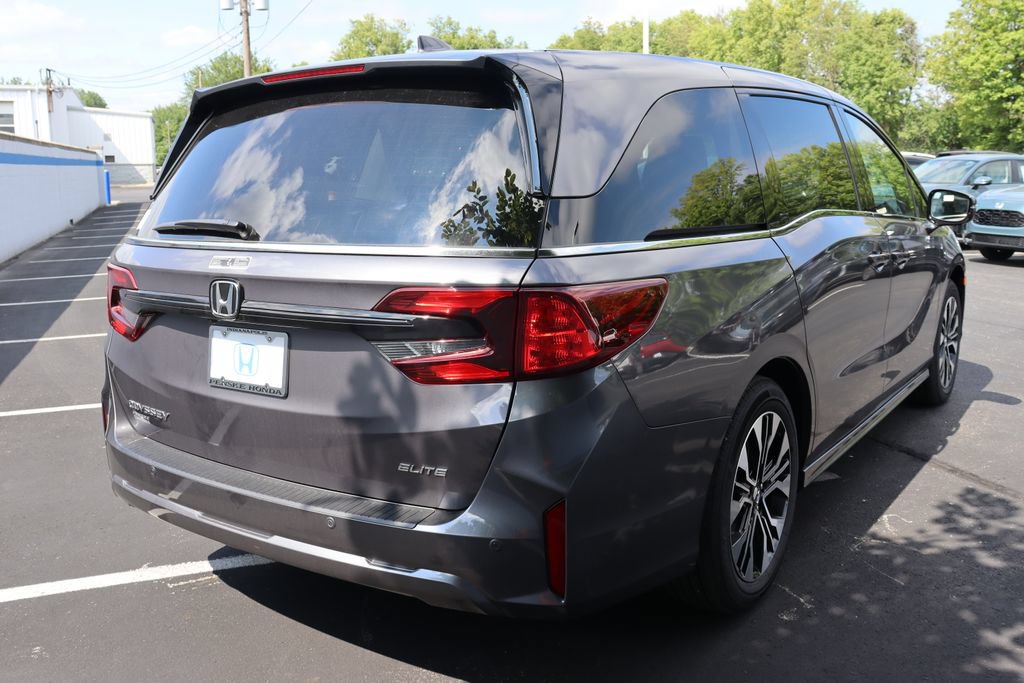 Certified 2026 Honda Odyssey Elite image 5