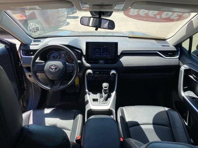 Certified 2021 Toyota RAV4 LE AWD/4WD image 9