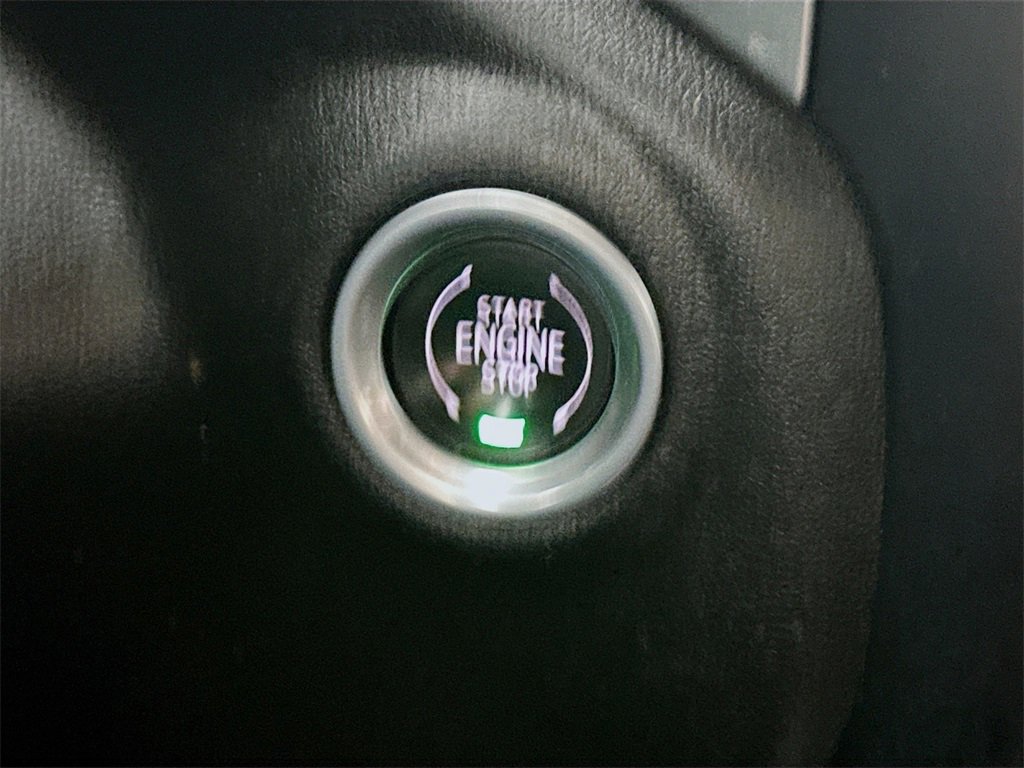 Used 2021 Chevrolet Silverado 1500 RST image 26