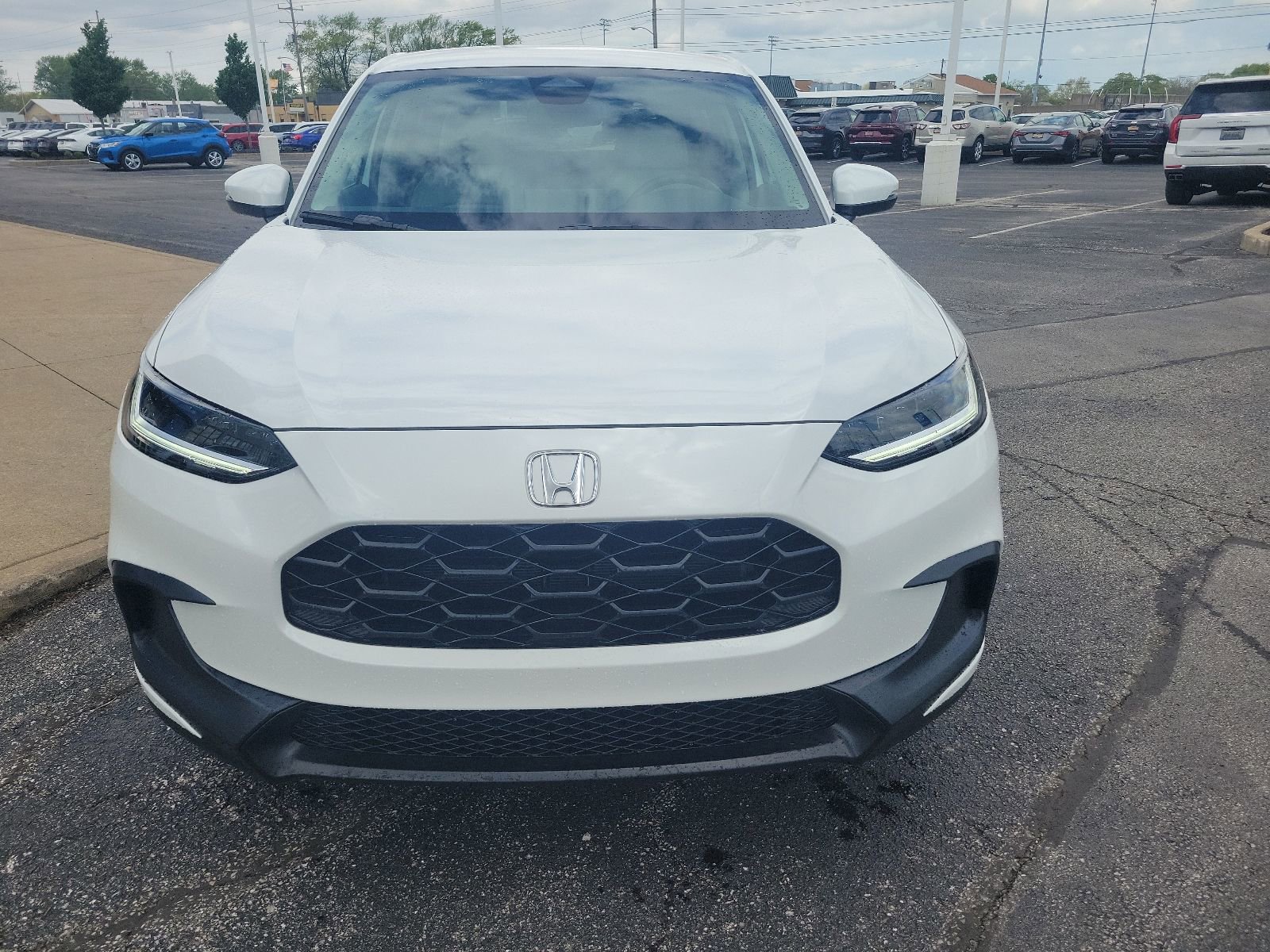 New 2026 Honda HR-V LX image 2