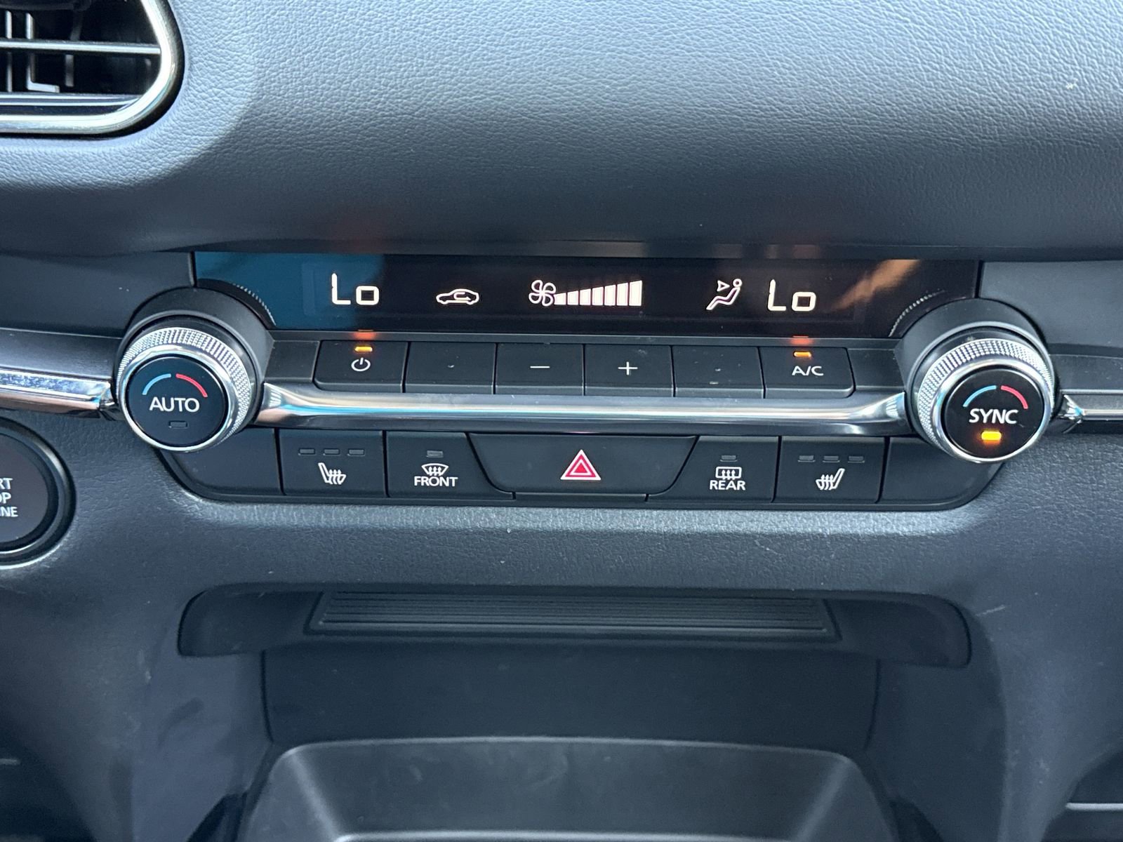 Used 2022 MAZDA CX-30 AWD 2.5 S w/ Preferred Package image 28