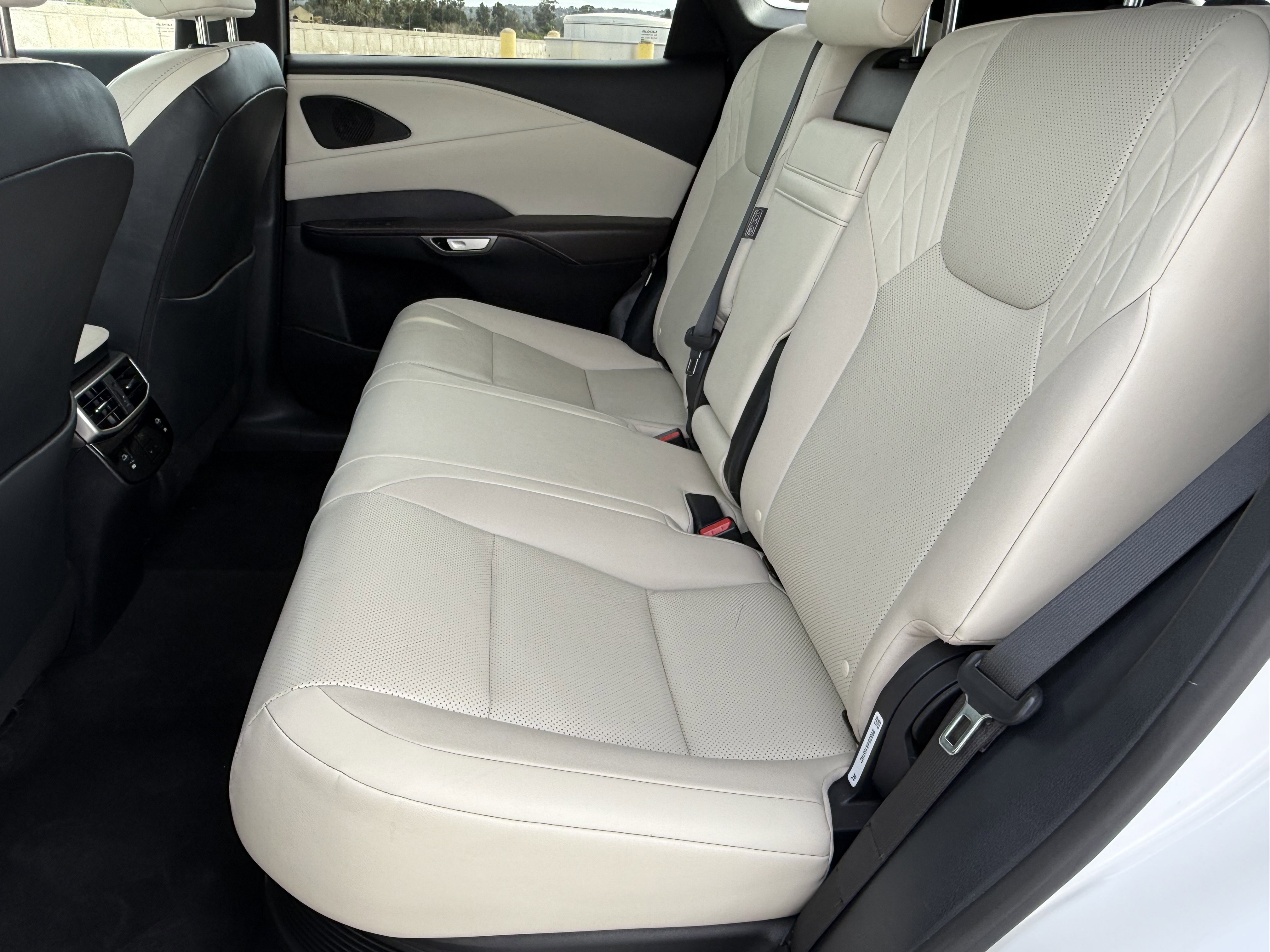 Certified 2024 Lexus RX 350h image 30