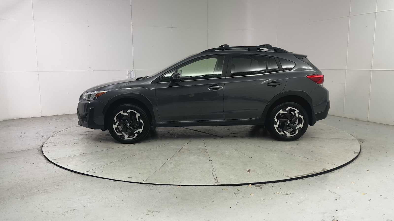 Used 2021 Subaru Crosstrek 2.5i Limited w/ Moonroof Package 2 AWD/4WD image 5