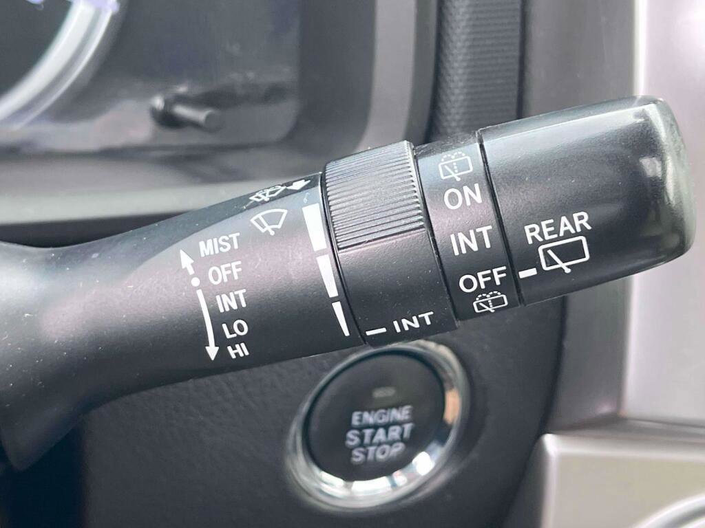 Used 2016 Toyota 4Runner Limited AWD/4WD image 40