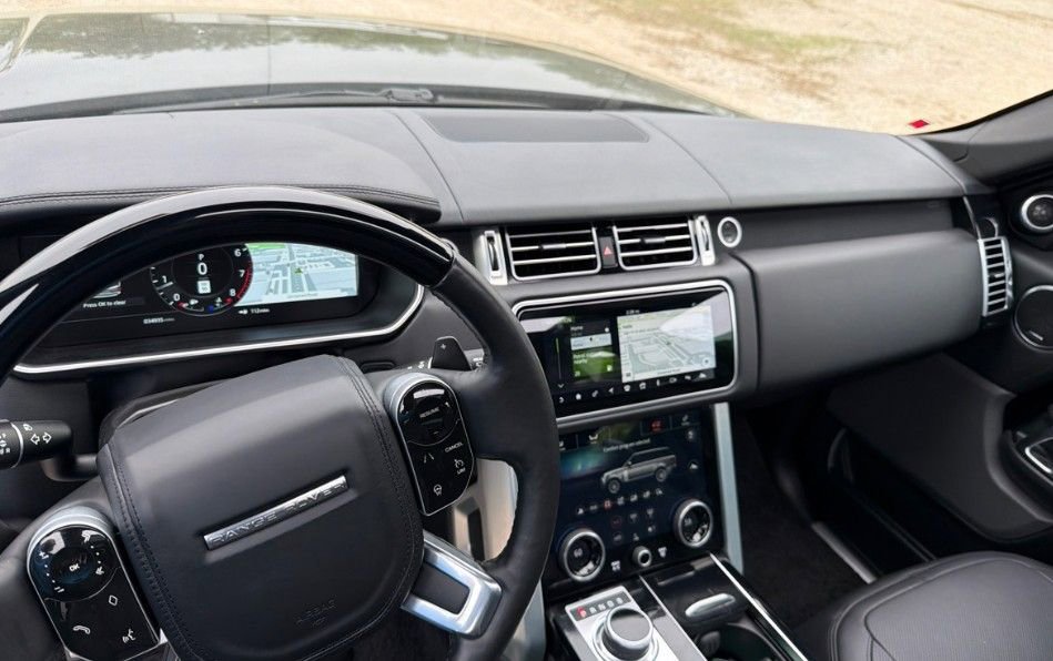 Used 2022 Land Rover Range Rover Westminster Edition image 5