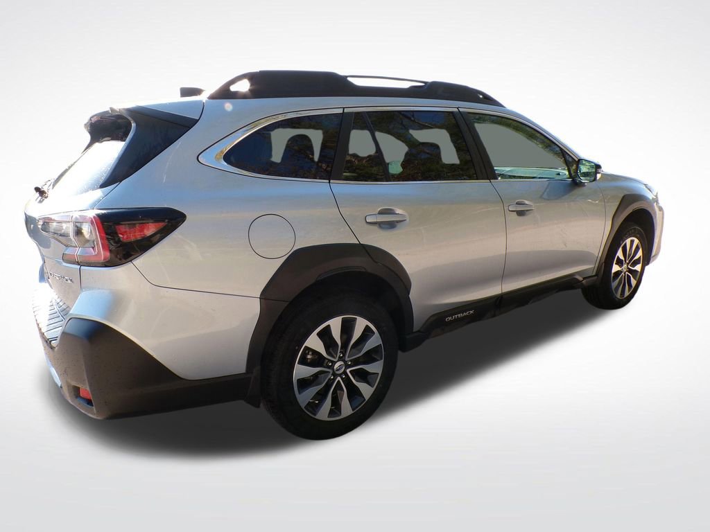 Used 2023 Subaru Outback Limited AWD/4WD image 8