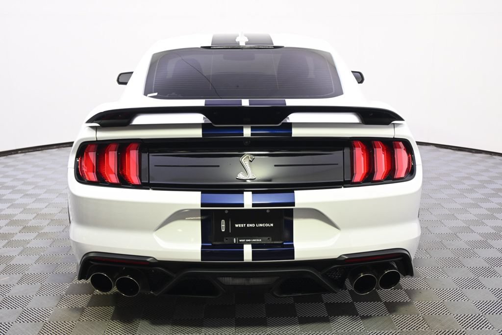Used 2022 Ford Mustang Shelby GT500 w/ Technology Package RWD image 5