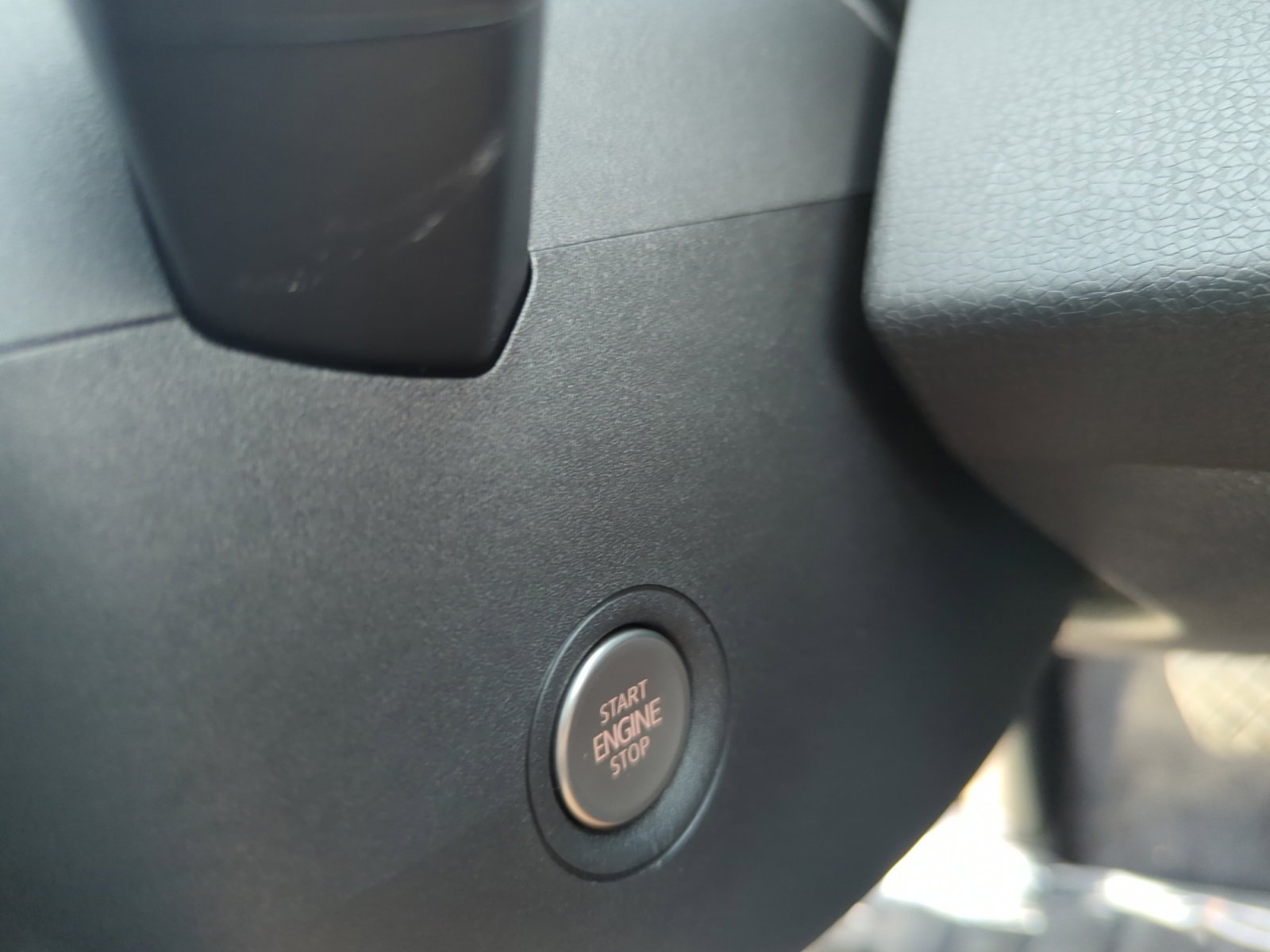 New 2026 Volkswagen ID.4 Pro image 28