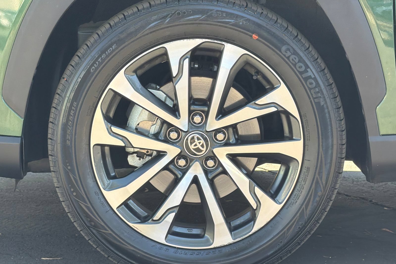 Certified 2023 Toyota Corolla Cross XLE AWD/4WD image 28