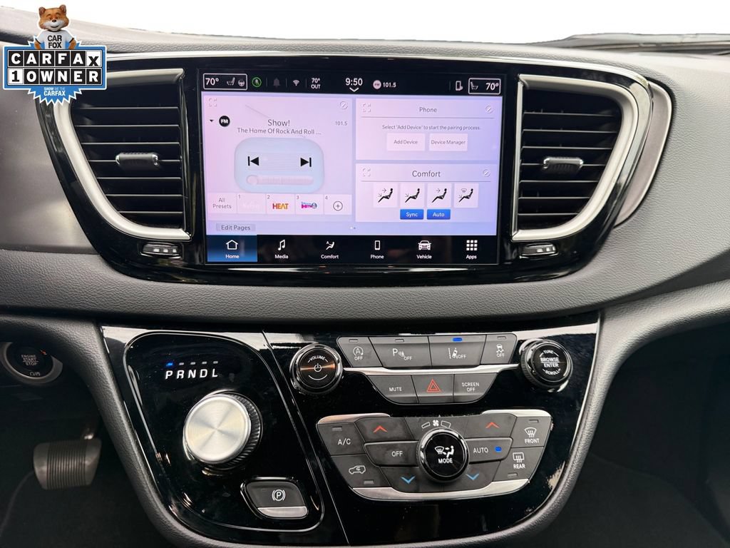 Certified 2025 Chrysler Pacifica Select FWD image 12