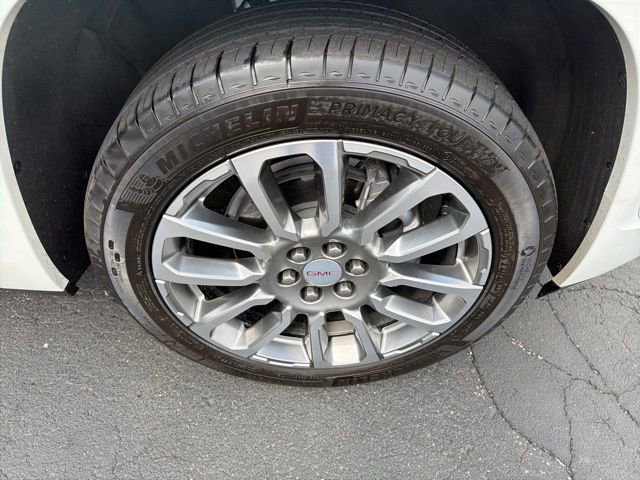 Used 2023 GMC Acadia Denali w/ Denali Ultimate Package image 7