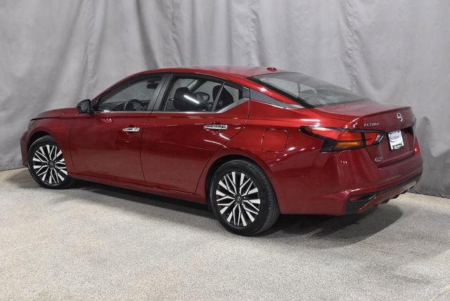 Used 2024 Nissan Altima 2.5 SV image 6