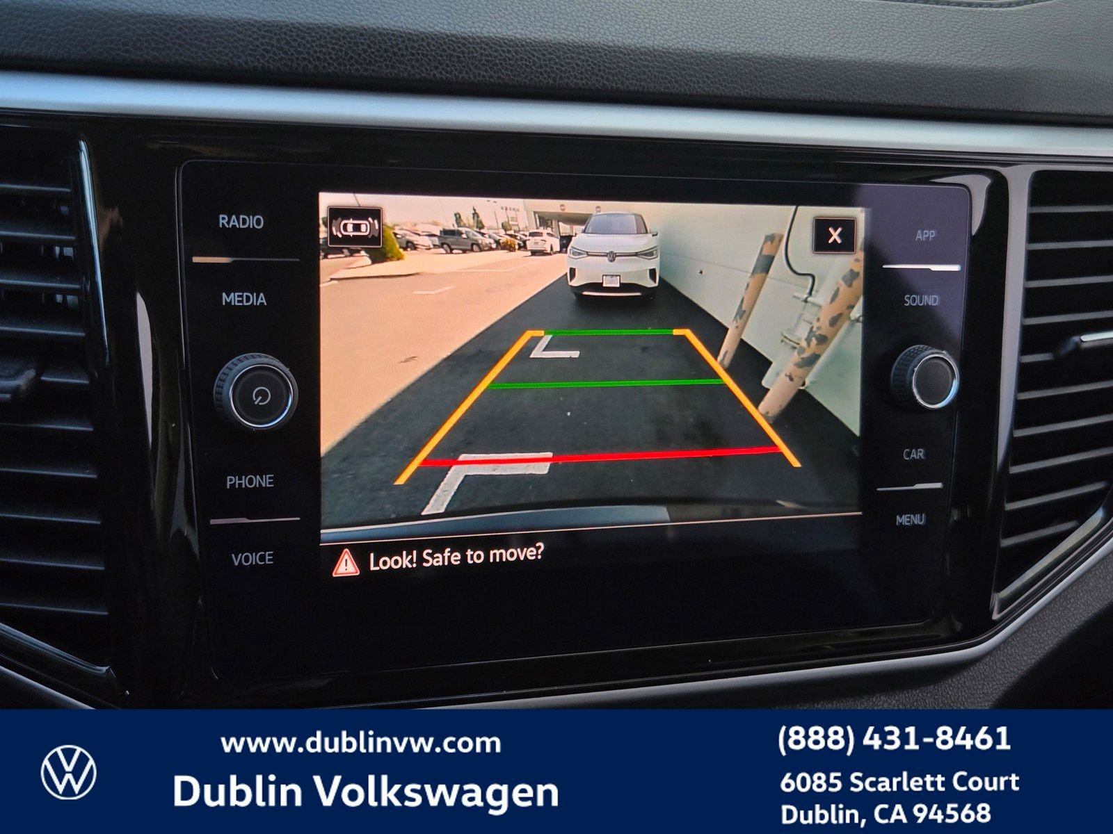 Used 2023 Volkswagen Atlas SE FWD image 16