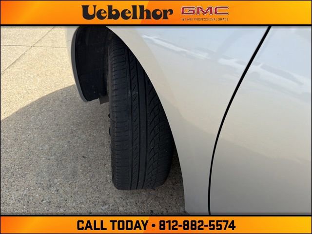 Used 2015 Nissan Sentra SV image 19