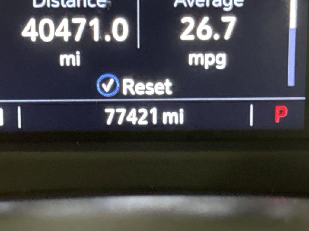 Used 2023 Cadillac XT4 Sport w/ Enhanced Visibility Package image 13