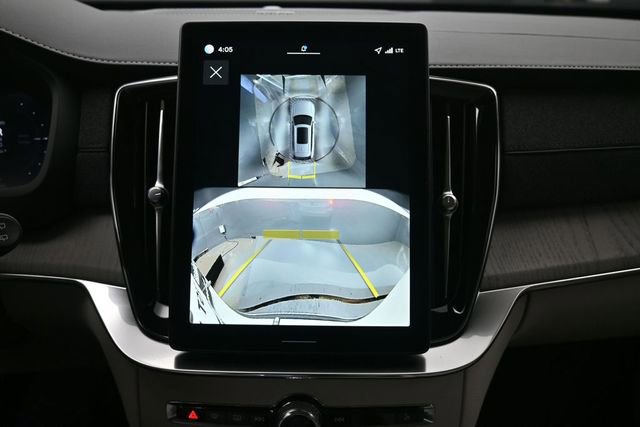 Certified 2026 Volvo XC90 T8 Ultra w/ Protection Package Premier AWD/4WD image 12