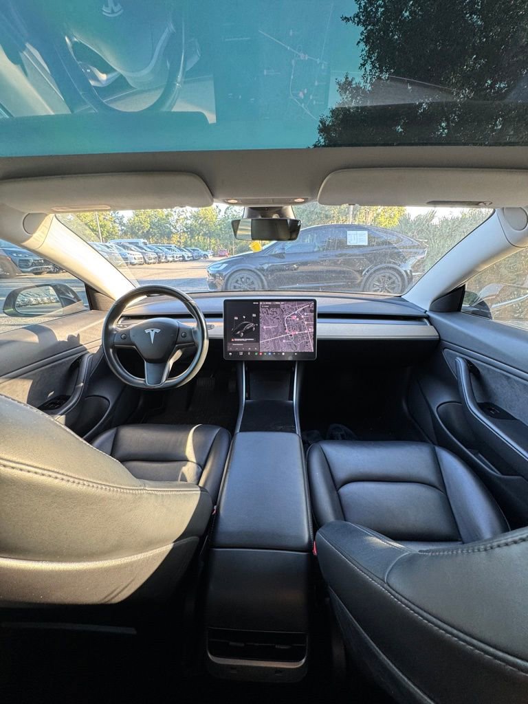 Used 2019 Tesla Model 3 Mid Range image 18