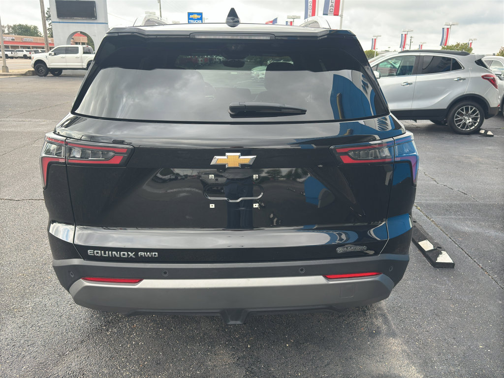 Used 2025 Chevrolet Equinox LT w/ Convenience Package II image 6