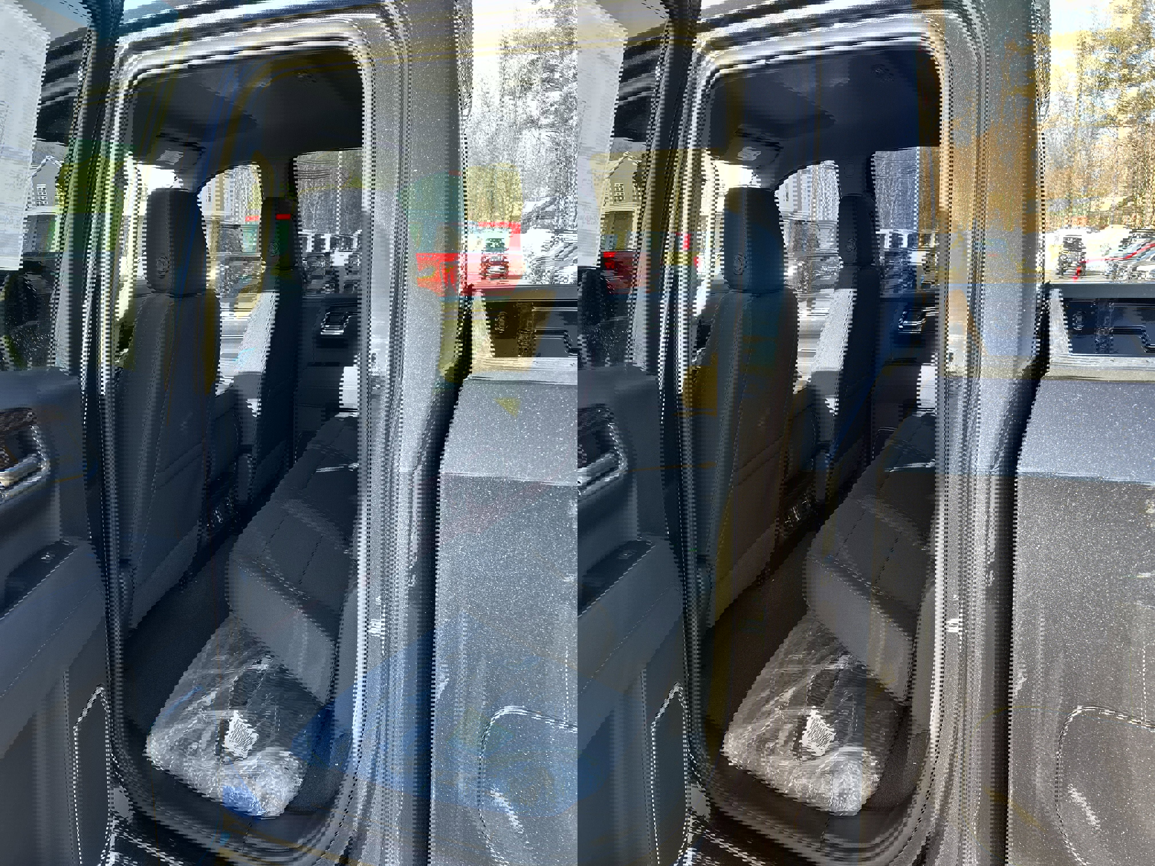 New 2026 GMC Sierra 1500 SLE w/ X31 Off-Road Package image 13