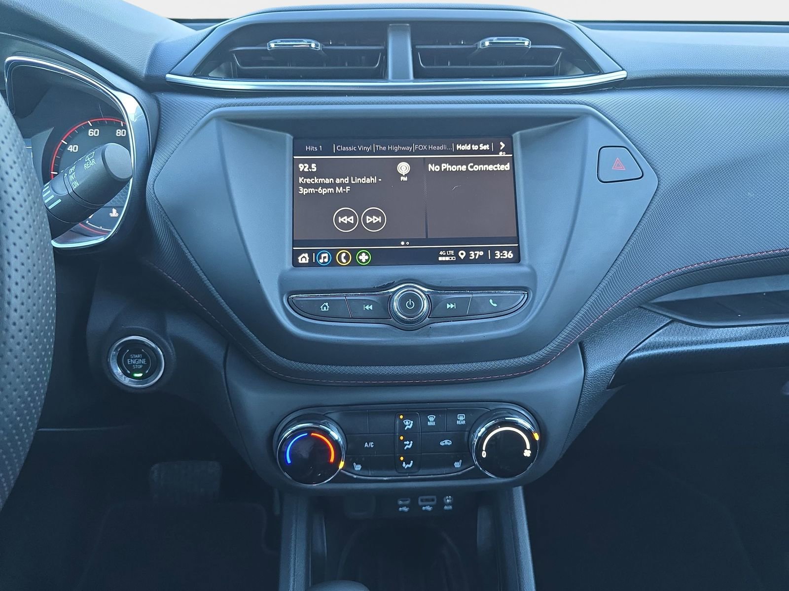 Used 2023 Chevrolet TrailBlazer RS image 22