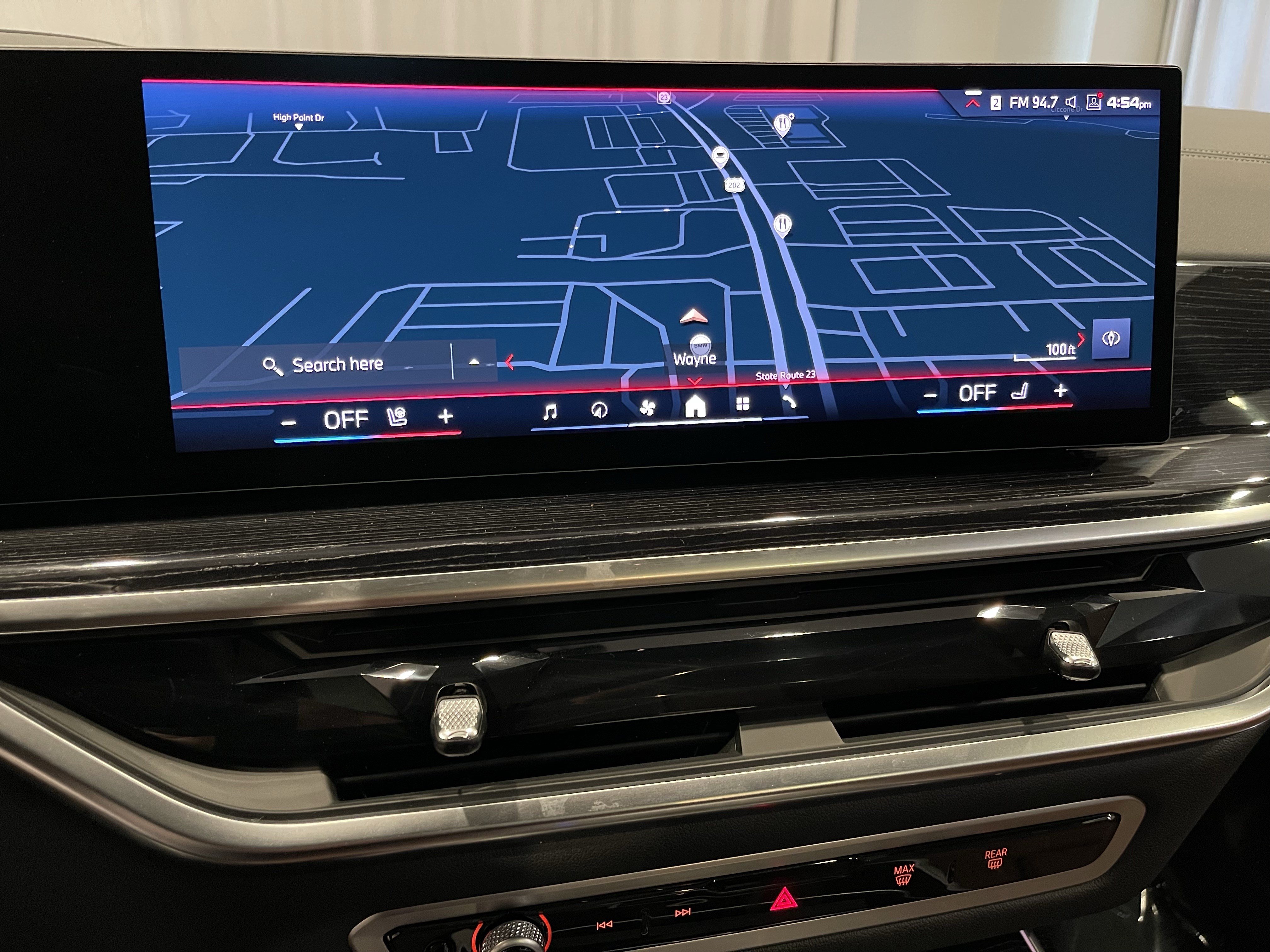Used 2026 BMW X7 M60i AWD/4WD image 22