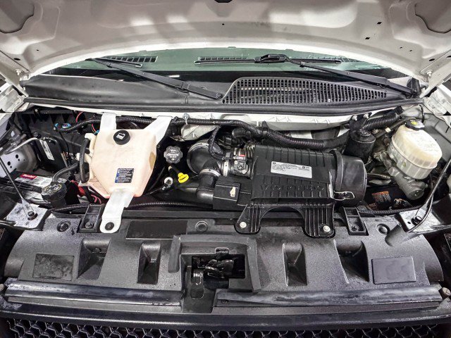 Used 2019 Chevrolet Express 2500 w/ Driver Convenience Package image 32