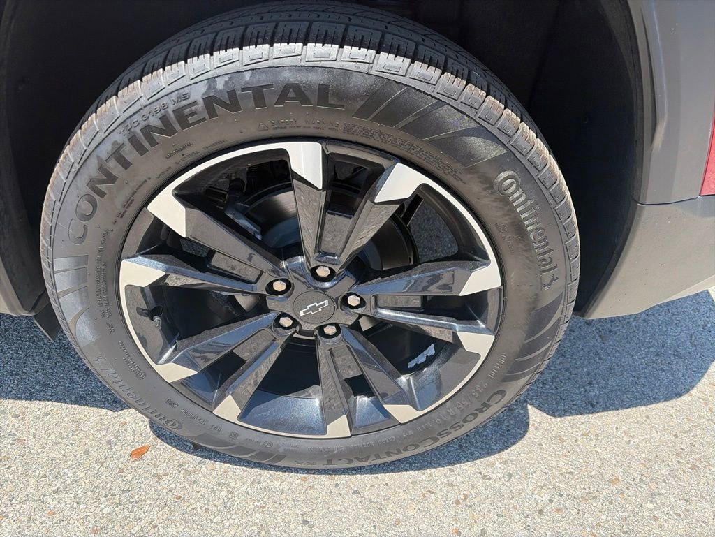 Certified 2026 Chevrolet Equinox RS w/ LPO, Floor Liner Package FWD image 9
