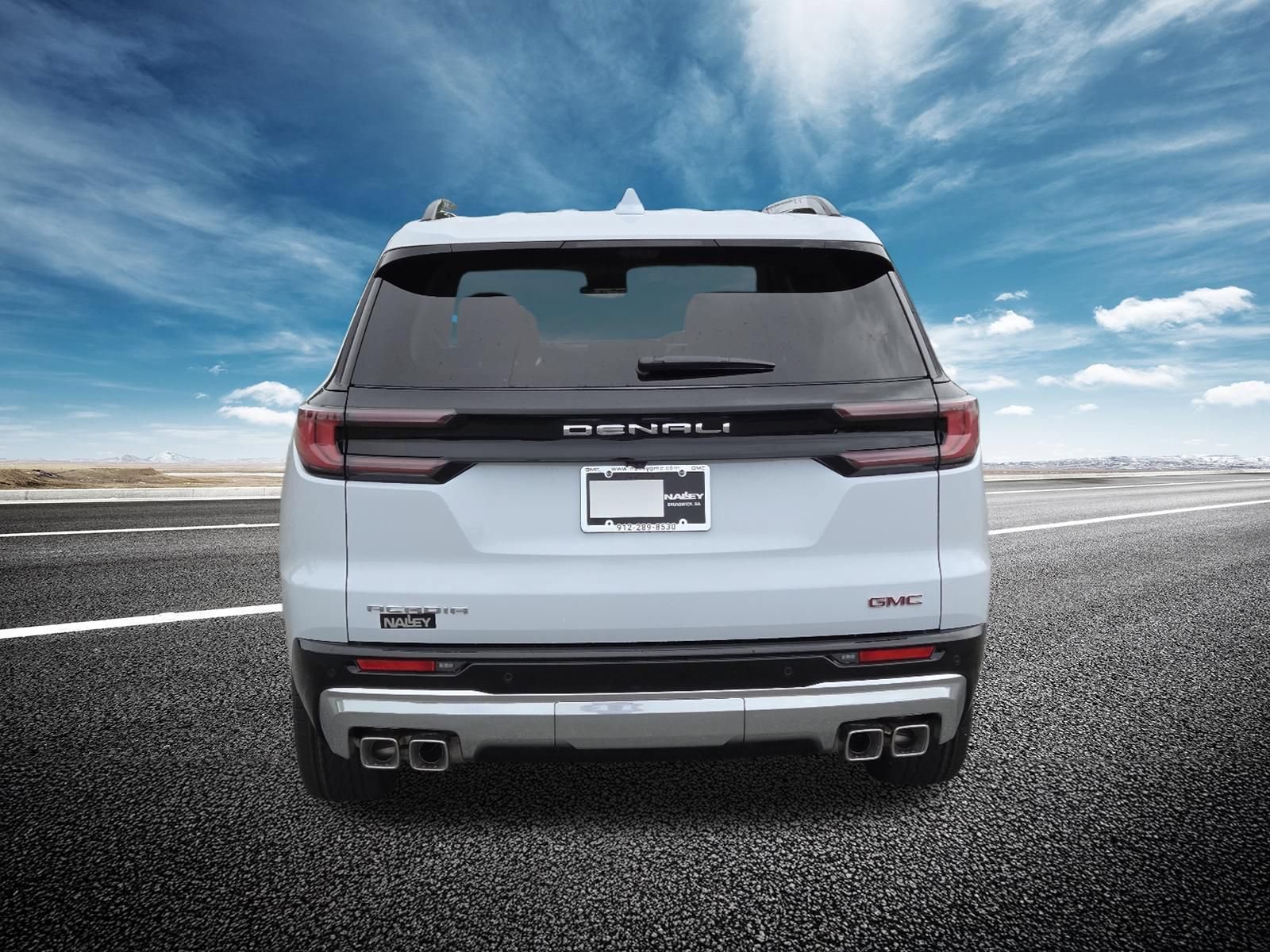 New 2026 GMC Acadia Denali w/ Super Cruise Package FWD image 19