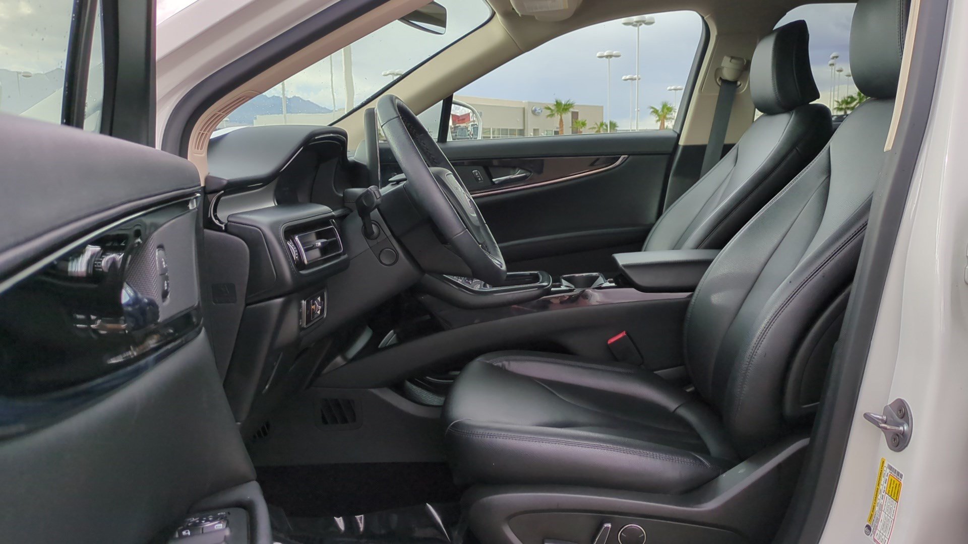 Used 2023 Lincoln Nautilus FWD w/ Premium Package image 15