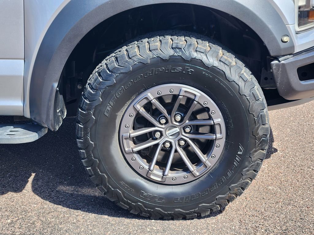 Used 2019 Ford F150 Raptor w/ Equipment Group 802A Luxury image 30