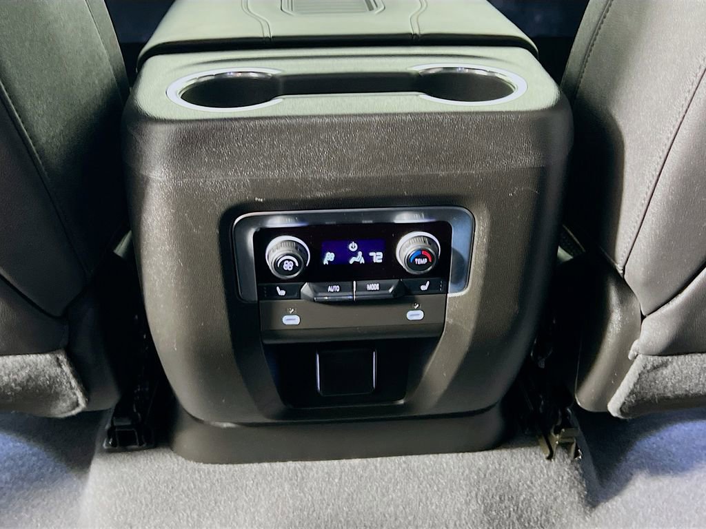 Used 2023 Chevrolet Tahoe High Country image 26