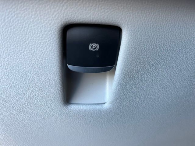 Used 2026 Lincoln Nautilus Premier image 18