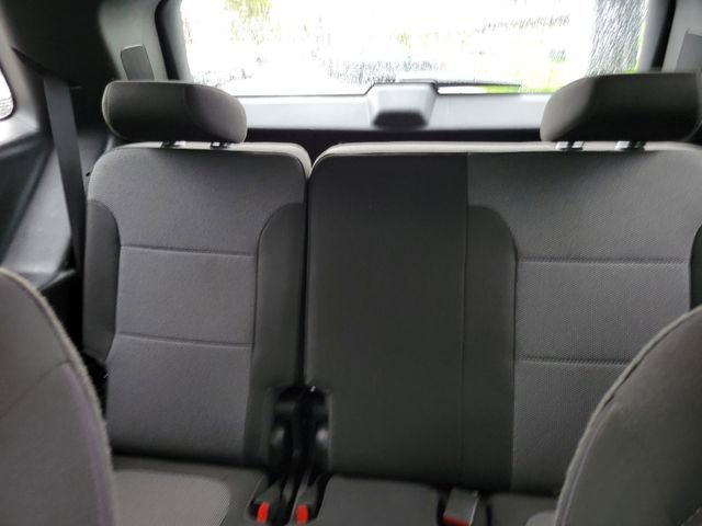 Used 2023 Chevrolet Traverse LT AWD/4WD image 24