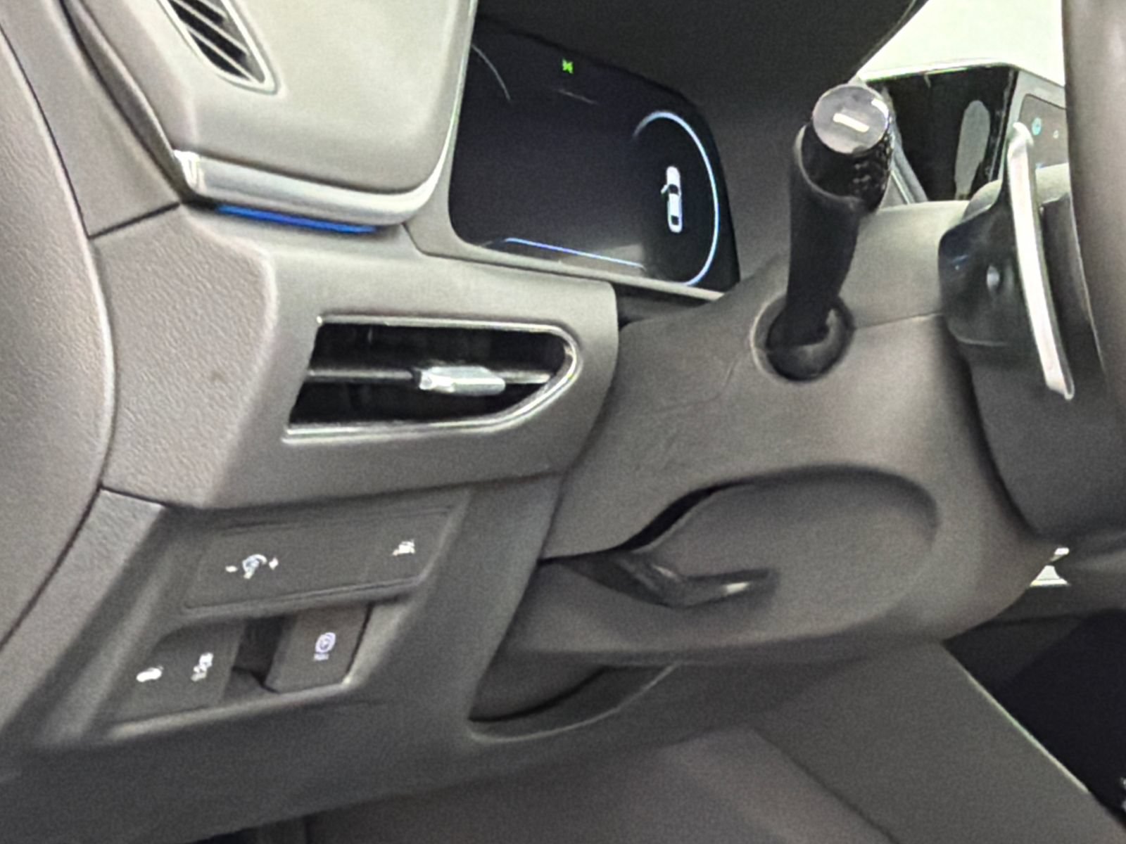 Used 2023 Hyundai Sonata Limited FWD image 18