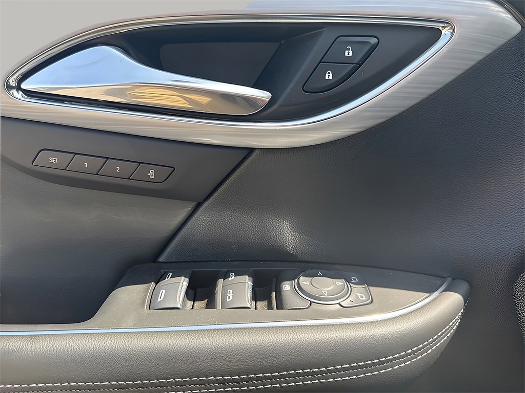 New 2025 Buick Envision Avenir image 14