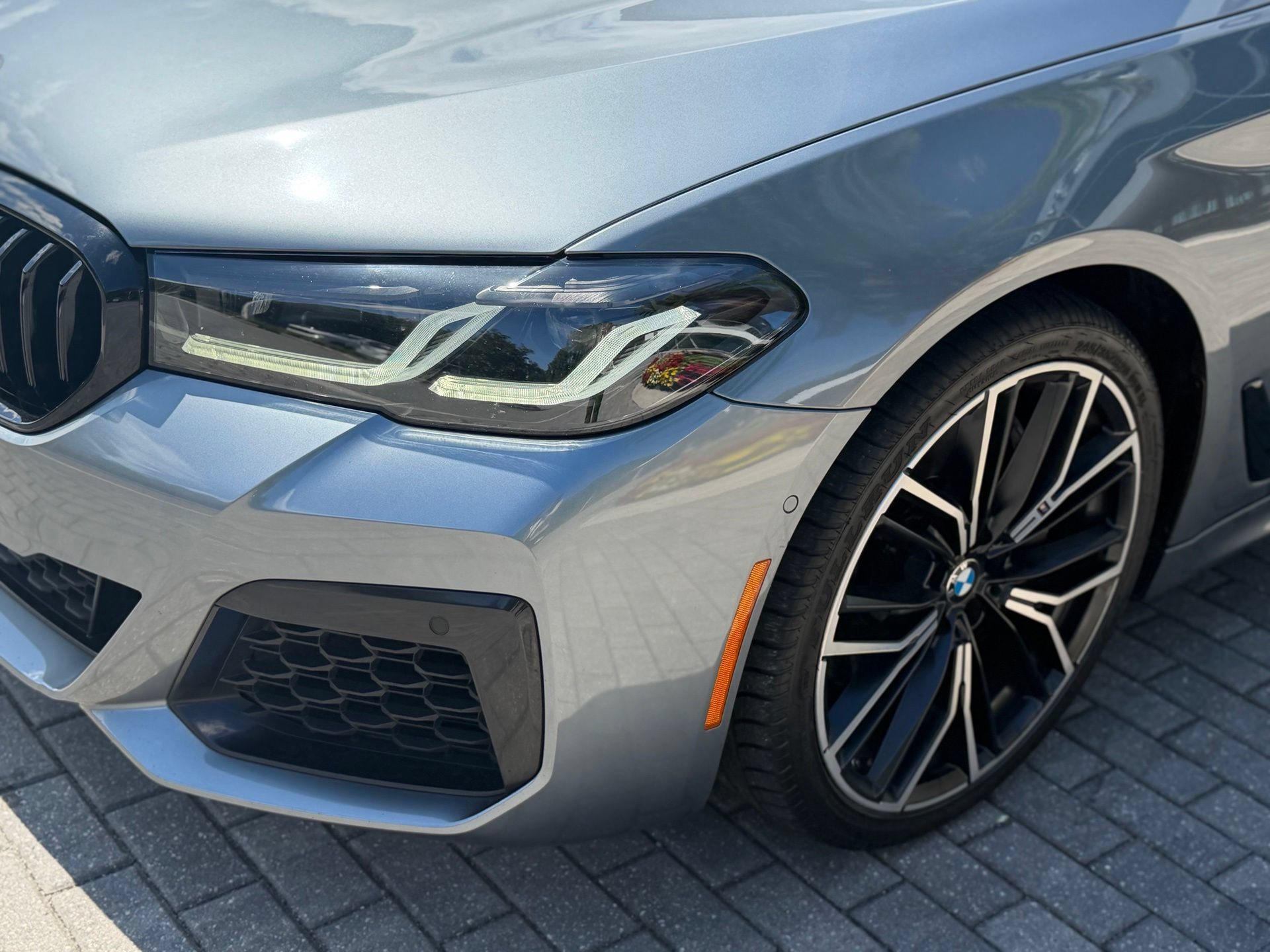 Used 2021 BMW 540i w/ M Sport Package RWD image 18