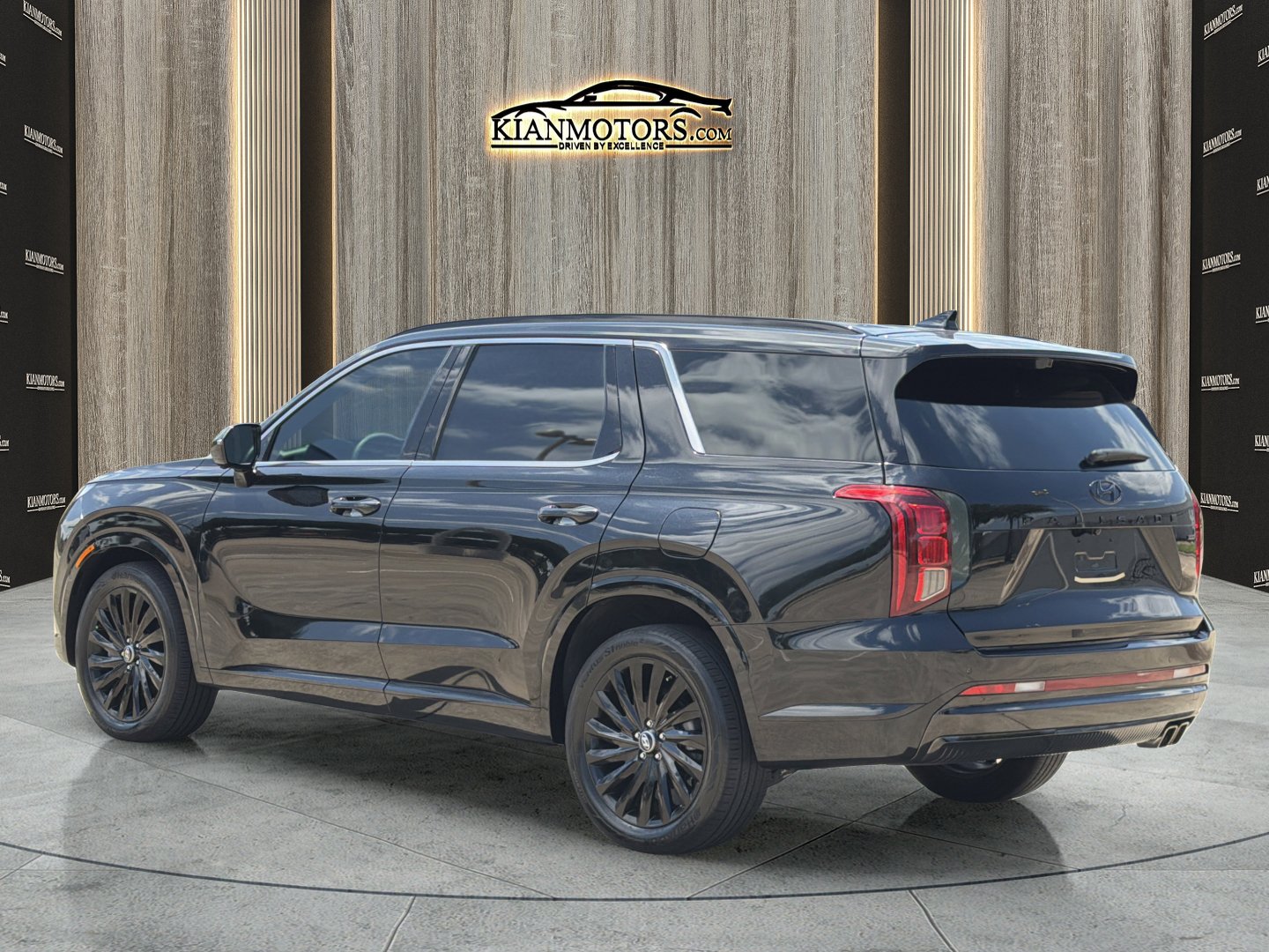 Used 2024 Hyundai Palisade Calligraphy AWD/4WD image 11