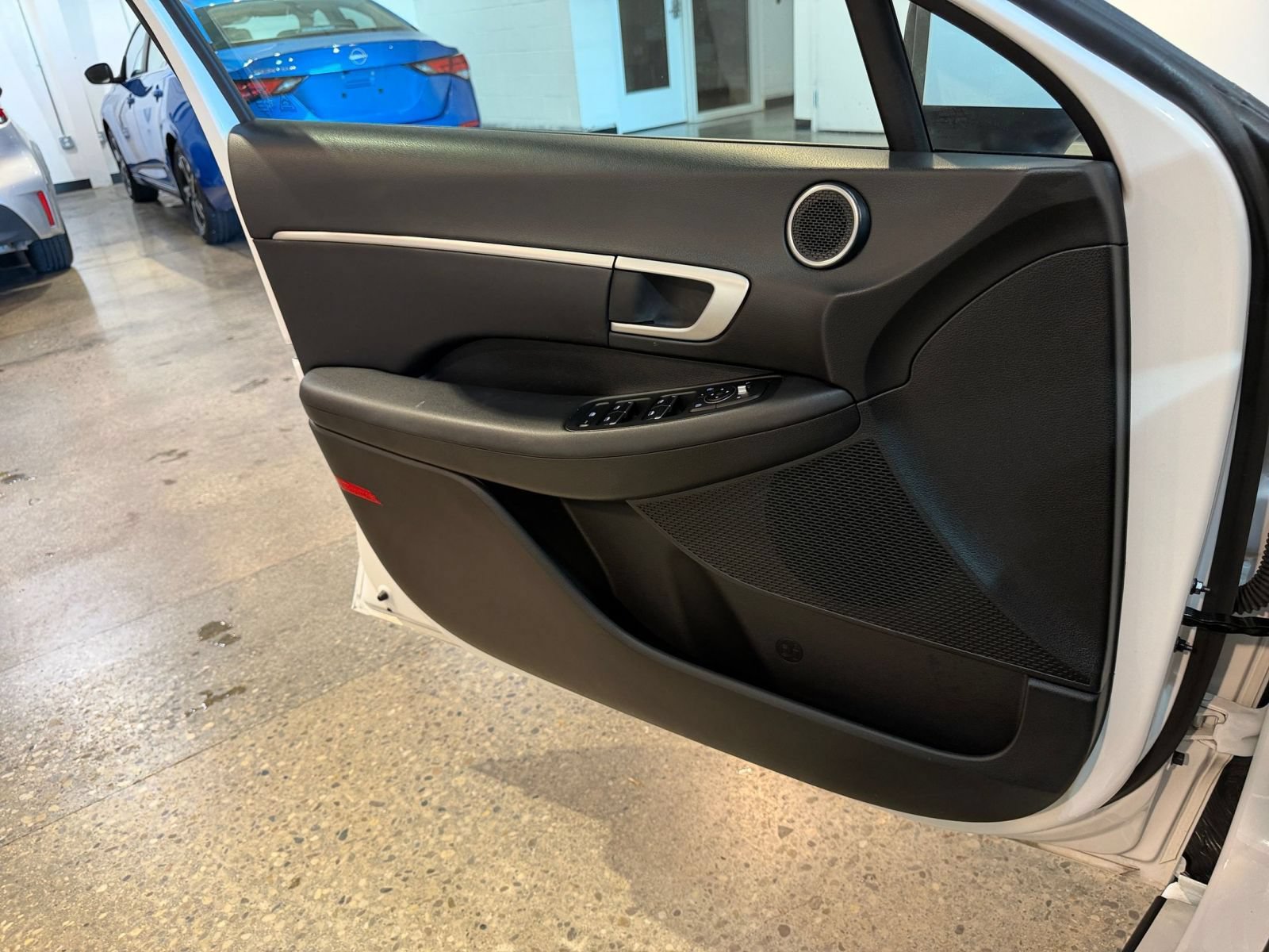 Used 2026 Hyundai Sonata Blue FWD image 18