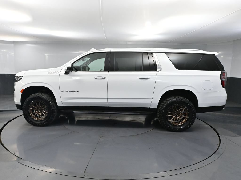 Used 2021 Chevrolet Suburban High Country AWD/4WD image 11