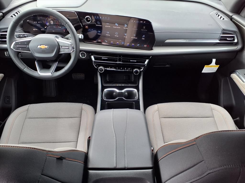 New 2026 Chevrolet Traverse LT w/ Driver Confidence Package AWD/4WD image 9