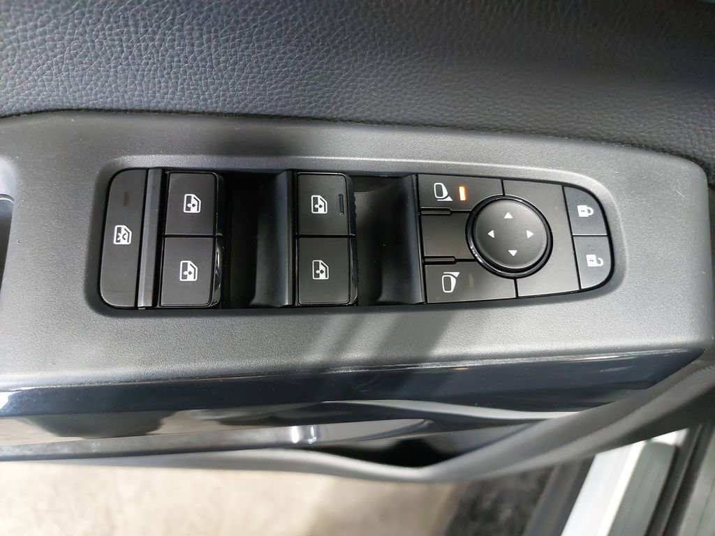 Certified 2024 Nissan Pathfinder SV AWD/4WD image 28