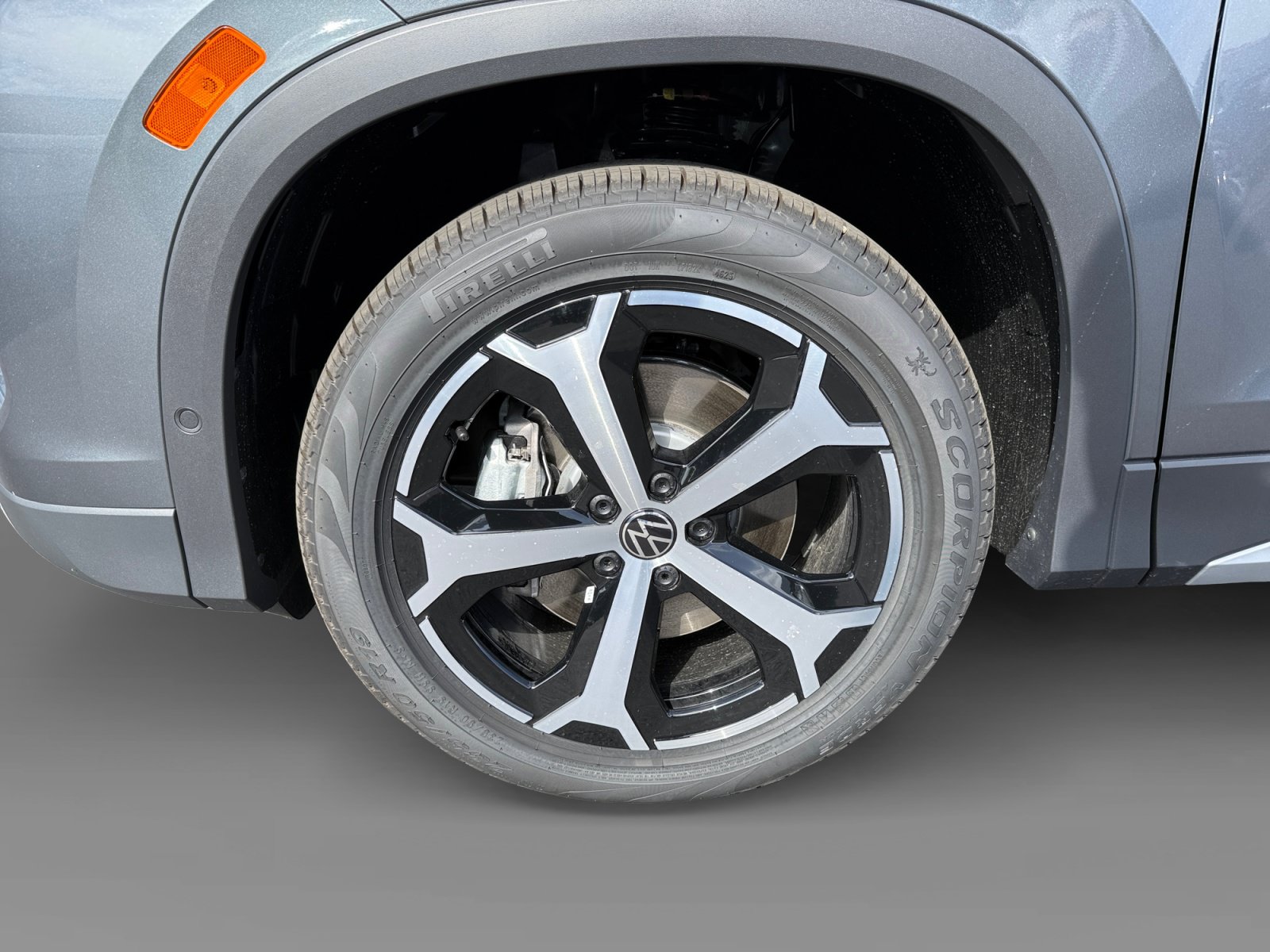New 2026 Volkswagen Tiguan SE AWD/4WD image 9