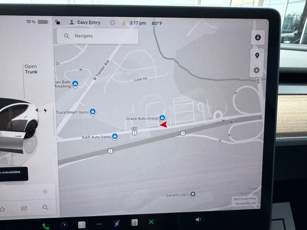 Used 2024 Tesla Model Y 2WD image 19